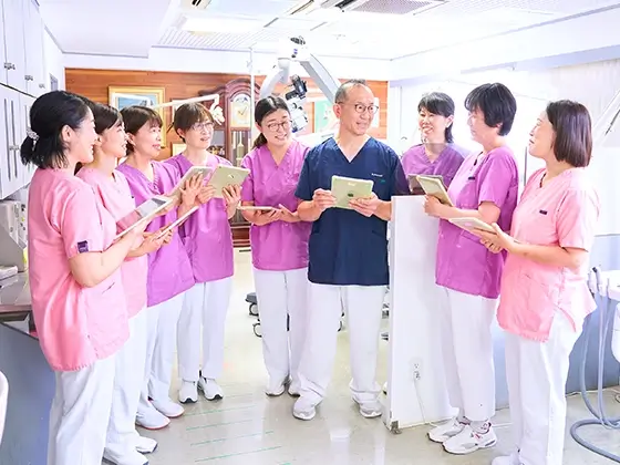 いまにし歯科医院 打ち合わせ風景